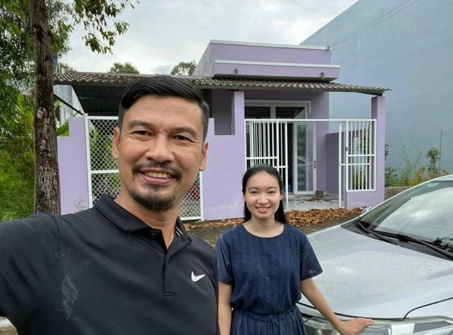 Nghệ sĩ duy nhất tham gia đủ 7 phần series Lật mặt hạnh phúc bên vợ kém 26 tuổi, sống trong căn nhà độc đáo-4