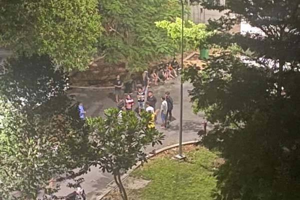 Phát hiện 2 mẹ con tử vong bất thường trong ngôi nhà cháy-2