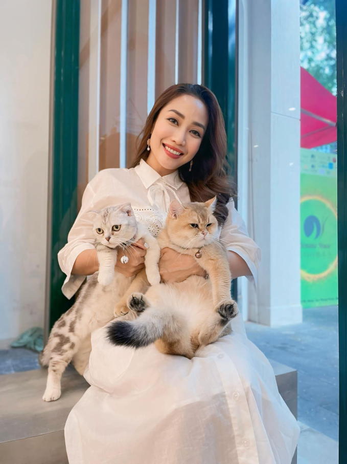 Sao Vbiz tạm rời showbiz sang Úc sống: Vướng nghi vấn trục trặc tình cảm, kết hôn giả để định cư-1