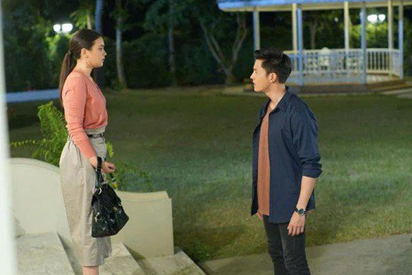 Nói mãi mới chốt được căn biệt thự 20 tỷ nhưng gặp vị khách tới nhận nhà, tôi tái mặt-1