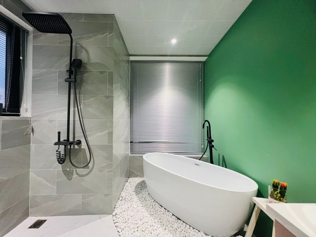 Cặp đôi Quảng Ninh bên nhau năm 17 tuổi đến năm 27 tuổi về chung nhà, 10 năm sau kỉ niệm ngày cưới bằng căn villa triệu đô-16