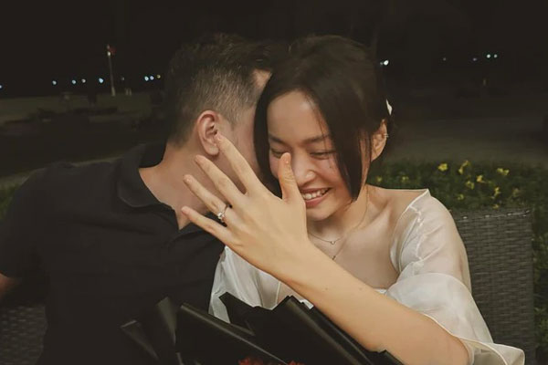 Body khét kẹt của tiểu thư chuỗi siêu thị nổi tiếng Đà Nẵng vừa được cầu hôn: Bạn trai chứng kiến từ lúc nặng 60kg đến hiện tại-10