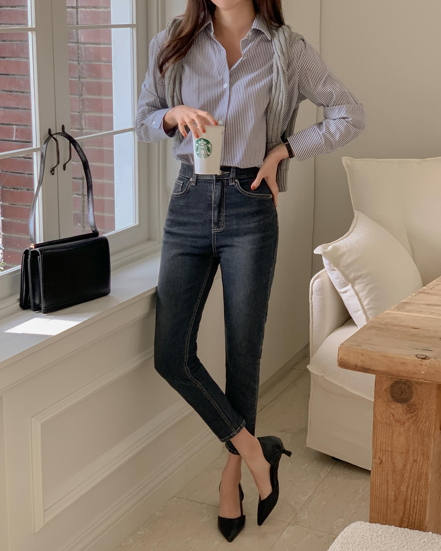 10 set đồ công sở dành cho nàng yêu thích phong cách tối giản-8