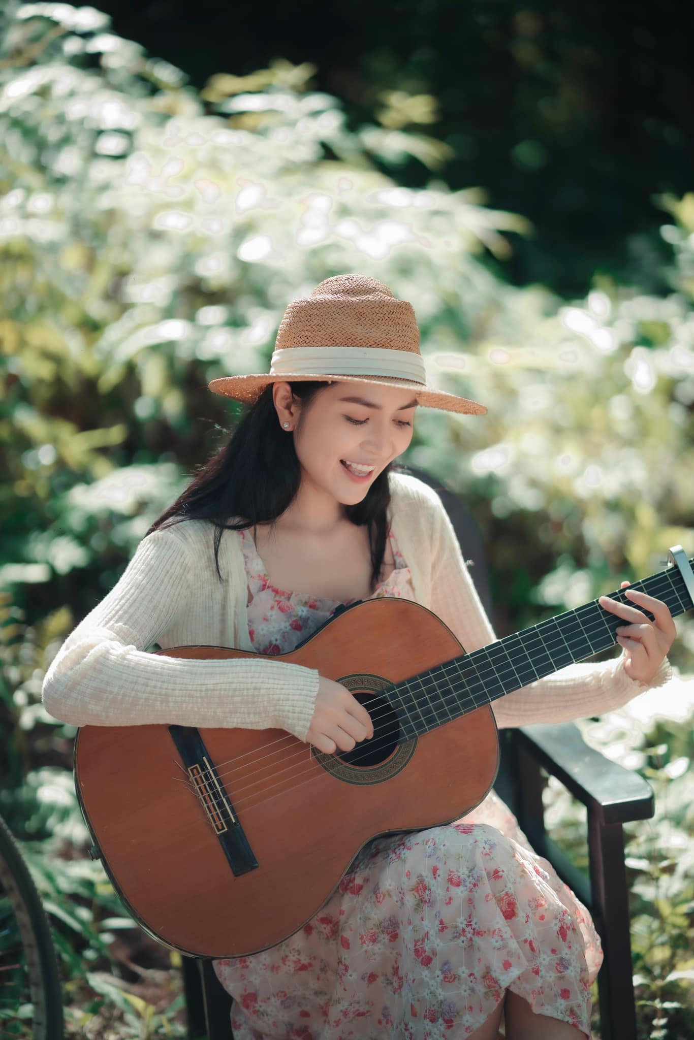 Cuộc đời thăng trầm của nữ ca sĩ Việt bị đồn được nhạc sĩ Nguyễn Văn Chung tặng nhà, 34 tuổi vẫn độc thân-2