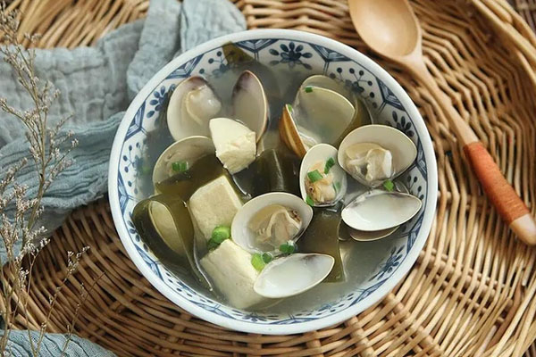 6 loại rau đầu hè ngoài chợ bán rất sẵn, vừa tươi ngon lại thải độc tốt, nên ăn thường xuyên để tăng sức đề kháng-7