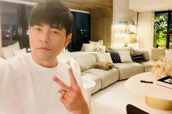 Cuộc sống khác biệt của Nhĩ Khang Hoàn Châu Cách Cách” khi về quê trồng lúa, sở hữu tài sản trăm tỷ?-8