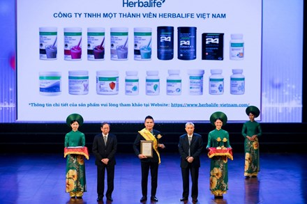 Herbalife Việt Nam đạt giải ‘Cúp vàng vì sức khoẻ cộng đồng 2024’