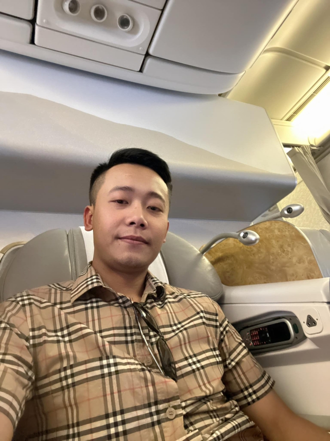 Bất ngờ với độ giàu của thanh niên xứ Nghệ livestream bán áo thun, đồ khô sống qua ngày-3