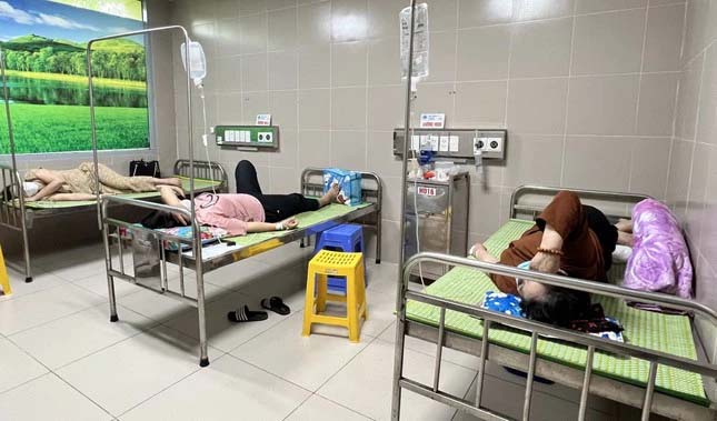 Thông tin mới nhất vụ 1 người tử vong, hàng chục người nhập viện sau khi ăn tiệc cưới có món tiết canh ở Thái Bình-1