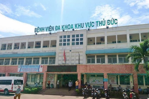 19 sinh viên ký túc xá ĐH Quốc gia TP.HCM nhập viện giữa đêm-1