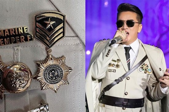 Đàm Vĩnh Hưng đeo huy hiệu 'lạ': Sở VHTT TP.HCM sẽ mời chuyên gia thẩm định lại