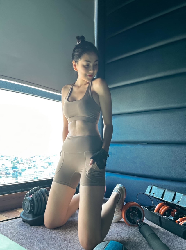 MC Mai Ngọc lần đầu khoe phòng riêng, flex tủ quần áo siêu ngăn nắp trong căn nhà tự mua hậu ly hôn-6