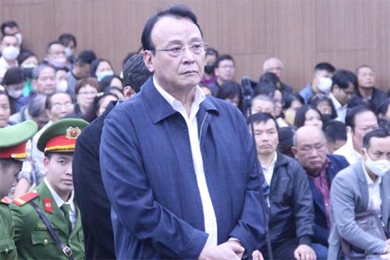 Chuyện thi hành án dân sự của các đại gia sau khi 'nhúng chàm'