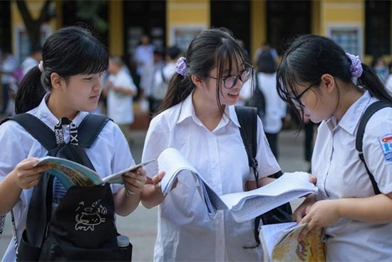 Hà Nội công bố tỷ lệ chọi vào lớp 10 công lập năm 2024: Cao nhất 1/3,1