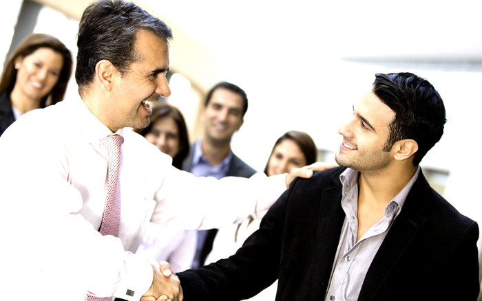 Gặp sếp cũ trong bữa ăn, tôi thanh toán luôn hoá đơn hơn 17 triệu đồng: hôm sau bật khóc khi sếp mời tới nhà chơi-3