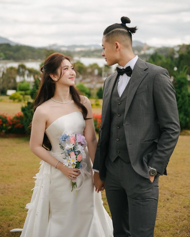 Ảnh cưới của cặp đôi bằng tuổi, vừa tậu penthouse 11 tỷ ở TP.HCM -3