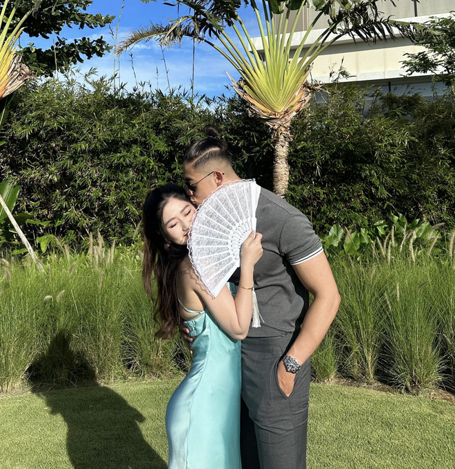 Ảnh cưới của cặp đôi bằng tuổi, vừa tậu penthouse 11 tỷ ở TP.HCM ​​​​​​​-4