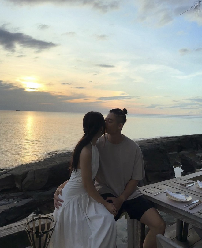 Ảnh cưới của cặp đôi bằng tuổi, vừa tậu penthouse 11 tỷ ở TP.HCM -5