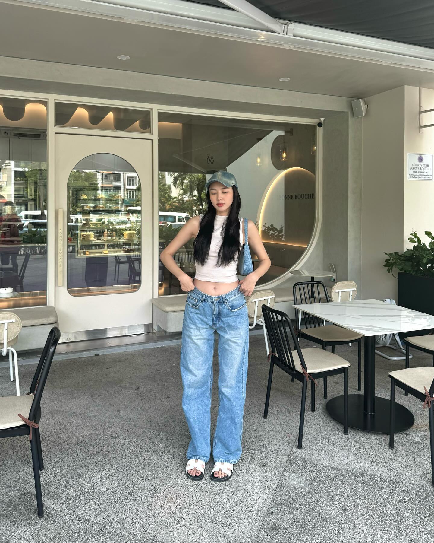 4 mẫu quần dài đang được sao Việt yêu thích nhất: Mặc lên trẻ trung, tôn dáng tối ưu-2