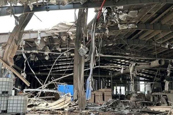 Bé gái 6 tuổi ngã tử vong khi du lịch cùng cha mẹ-2