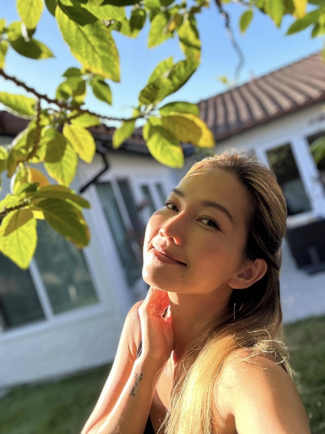 Sao Vbiz ly hôn sau 2 tháng đám cưới vì chồng ngoại tình, giã từ sự nghiệp sang nước ngoài-5