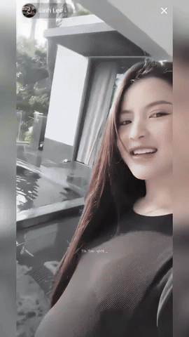 Quang Hải bận thi đấu, Chu Thanh Huyền vác bụng bầu đưa bố mẹ đôi bên đi du lịch, một bức ảnh nói lên mối quan hệ thông gia-1