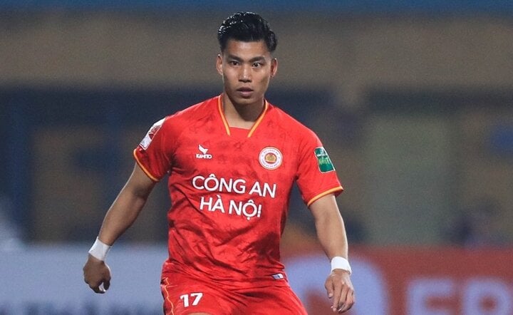 Văn Thanh xúc phạm trọng tài, dân mạng chê trách côn đồ, chợ búa-1