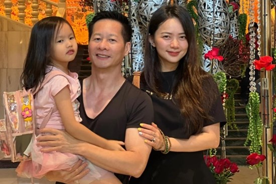 Hiếm khi mới kể chuyện con gái, đại gia Đức An chỉ viết vỏn vẹn 1 câu mà nhận cơn mưa lời khen