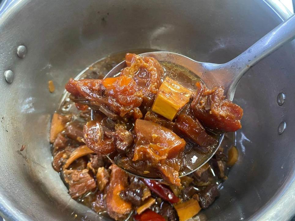 Loại thịt là kho collagen tự nhiên, giảm lão hóa, tốt xương khớp, hầm nhừ trẻ già đều thích-8