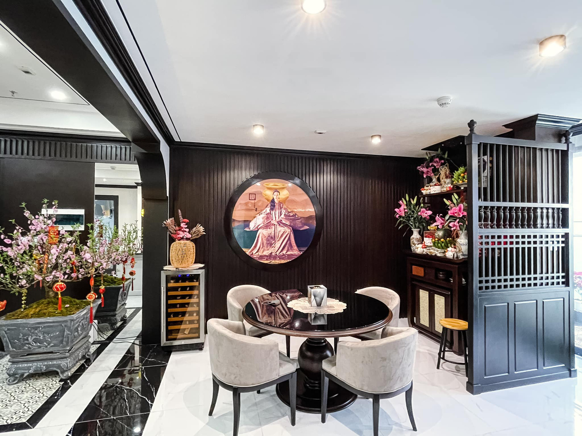 Phương Oanh về thăm nhà cũ sau nửa năm ở với Shark Bình trong biệt thự lớn-12