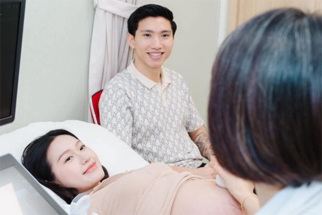 Doãn Hải My - vợ Đoàn Văn Hậu tung ảnh sexy của mẹ ngoại U50 trẻ đẹp, bà ngoại xì tin có một không hai-7