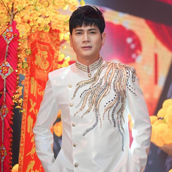 Ca sĩ Quách Thành Danh vào viện cấp cứu-2