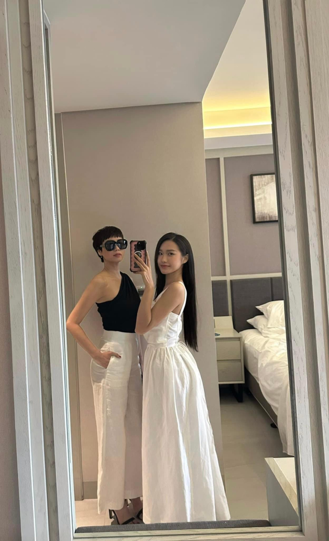 Doãn Hải My - vợ Đoàn Văn Hậu tung ảnh sexy của mẹ ngoại U50 trẻ đẹp, bà ngoại xì tin có một không hai-5