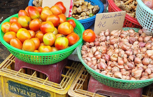 Giá cà chua tăng cao đột biến-2