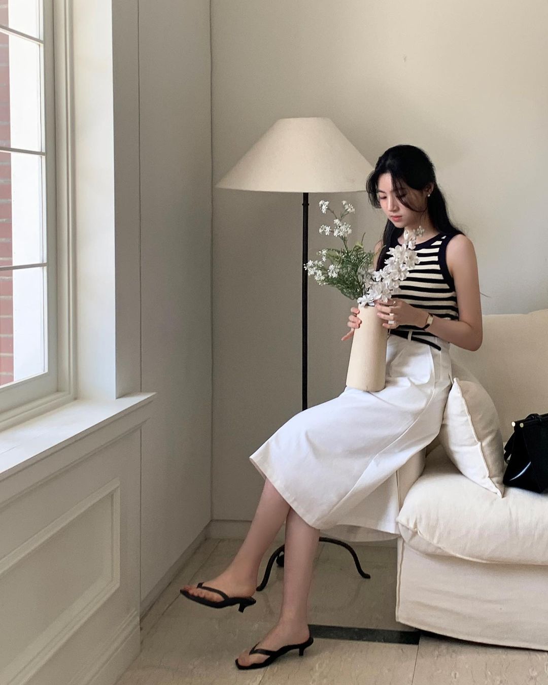 Diện áo tank top với 5 item sau sẽ giúp bạn ghi điểm mặc đẹp như fashionista-6