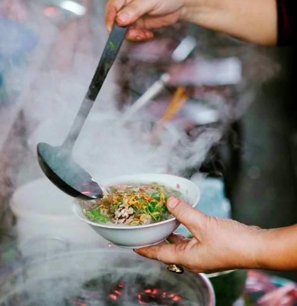 Sáng có vội mấy cũng phải cạch mặt” 3 món ăn sáng gây ung thư bậc nhất, tiếc là những người bận rộn hay gặp phải-2