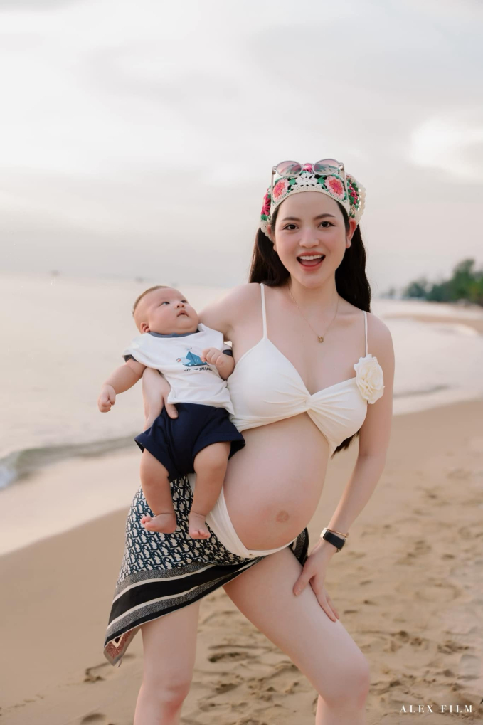 Quang Hải mang nét mặt căng thẳng khi đưa vợ bầu đi ăn sáng, nghe xong lý do Chu Thanh Huyền liền thông cảm-2