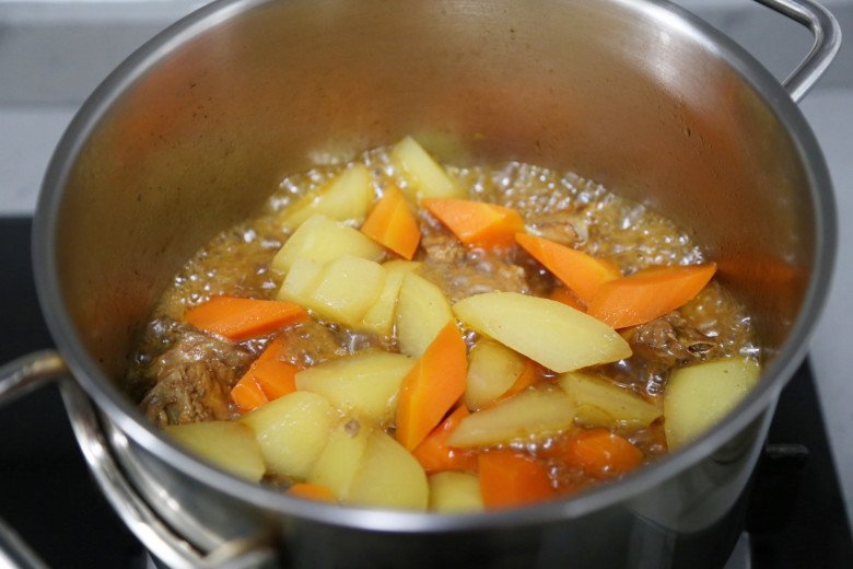 Thịt gà kho không đã ngon, thêm củ này vào món ăn thêm lạ miệng, đánh bay nồi cơm-7