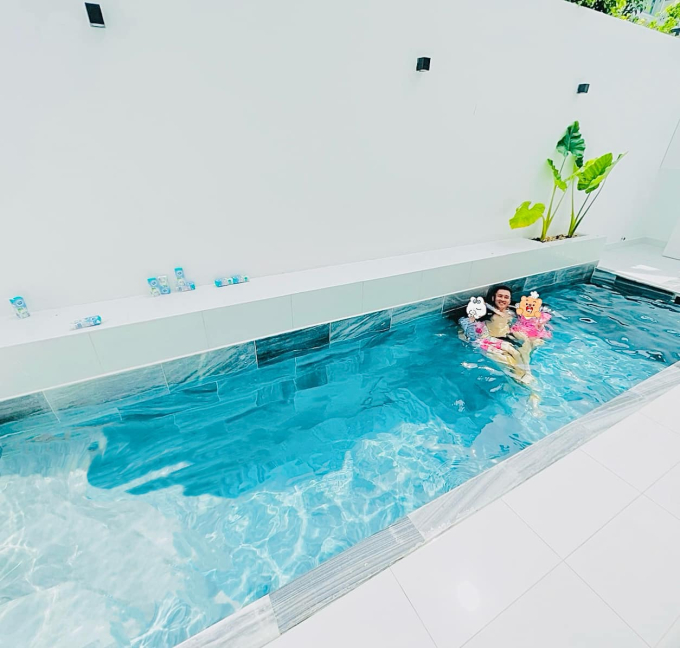 Vừa khoe ảnh biệt thự, Thủy Tiên liền phải lên tiếng đáp trả khi bị antifan chất vấn-2