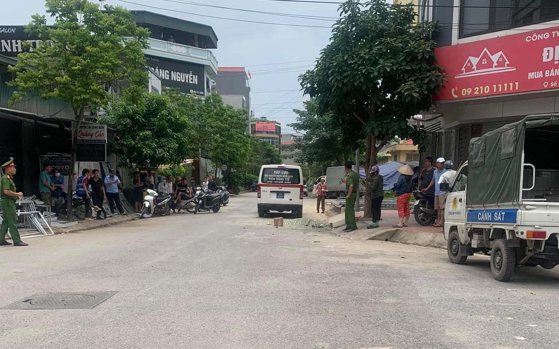 Hà Nội: Phát hiện thi thể nghi là nữ sinh dưới chân tòa nhà cao tầng-1