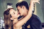 Say tình mật ngọt của thư ký trẻ, giám đốc già mất chức còn tán gia bại sản