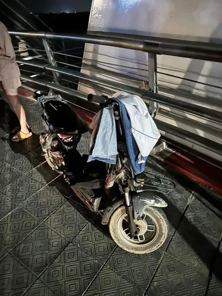 Dòng tin nhắn gửi bố mẹ của 2 nữ sinh lớp 9 trước khi nhảy cầu-1