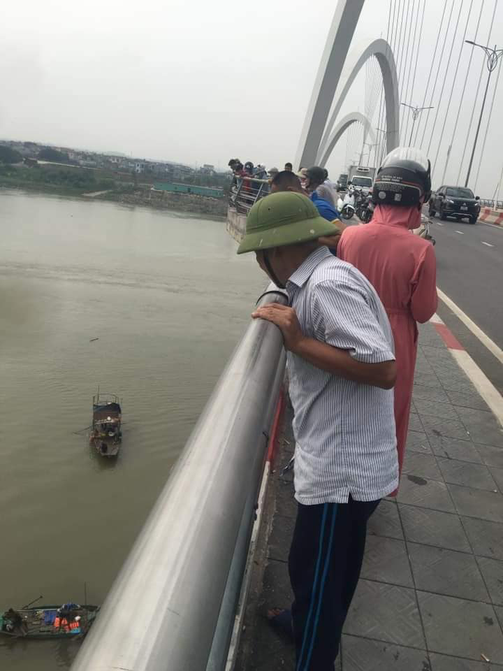 Dòng tin nhắn gửi bố mẹ của 2 nữ sinh lớp 9 trước khi nhảy cầu-2