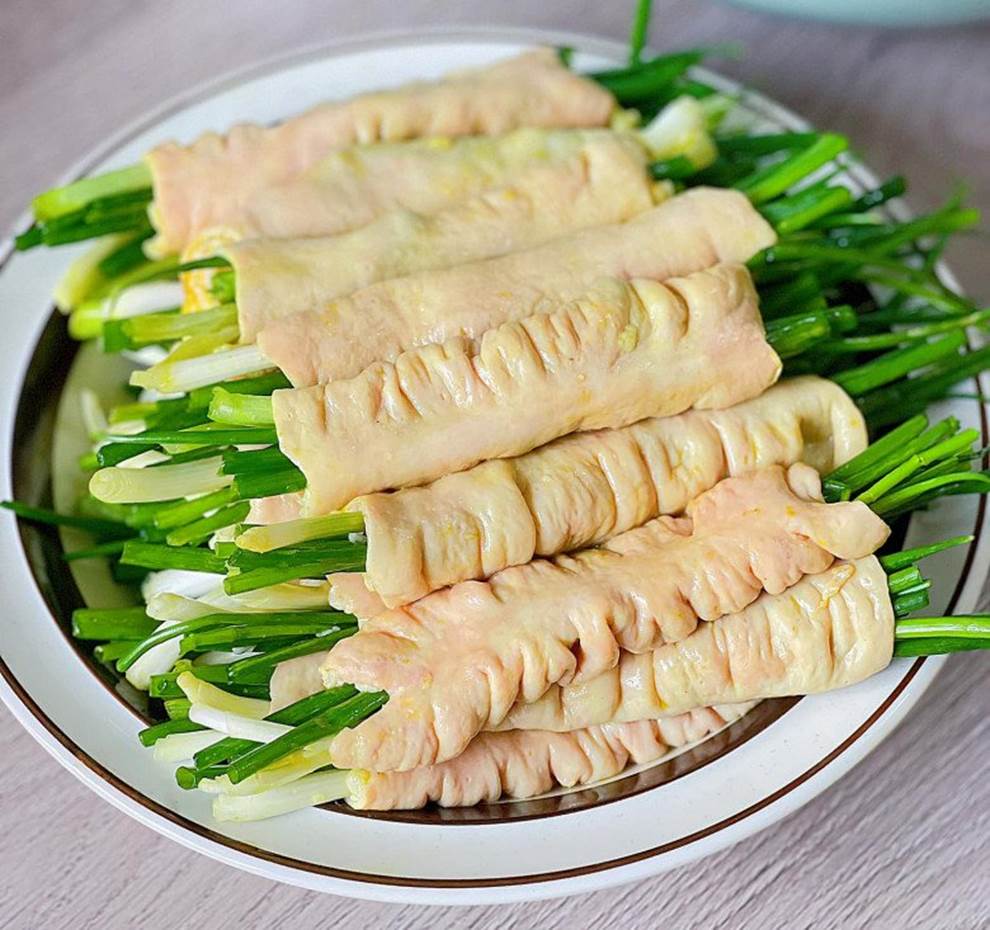 Cách làm khấu đuôi nhồi hành lá nướng thơm lừng, béo ngậy cho ông xã lai rai ngon đã miệng-4