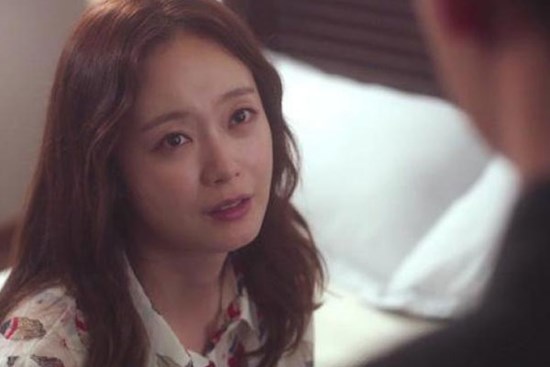 Tôi ngoại tình để trả thù nhưng chồng không hề tức giận