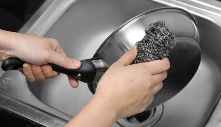 Rửa nồi cơm điện mà ngâm với nước thì mới chỉ làm đúng 1 nửa: Việc đơn giản nhưng nhiều người chủ quan-3