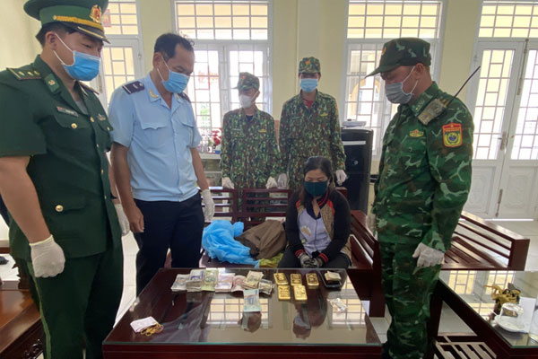 Lập chuyên án triệt phá các đường dây tuồn vàng lậu vào Việt Nam-1