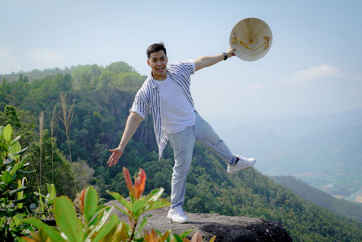 Chàng trai Quảng Nam trở thành YouTuber nổi tiếng nhờ một hướng đi ít ai ngờ-3