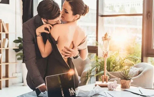 Người ta dễ ngoại tình vào mùa nào nhất?-1