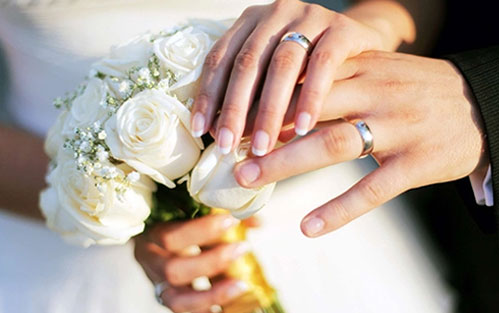 Người cha mở tiệc mừng con gái ly hôn: Chúng tôi đón con như cách đã đưa&nbsp;về nhà chồng-2